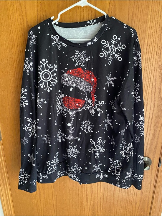 Tops - Unbranded Women’s Holiday Top